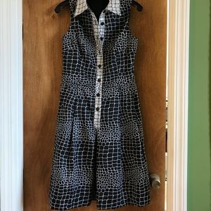 Sleeveless Collared Button-down Dress, 10 Teri Jon